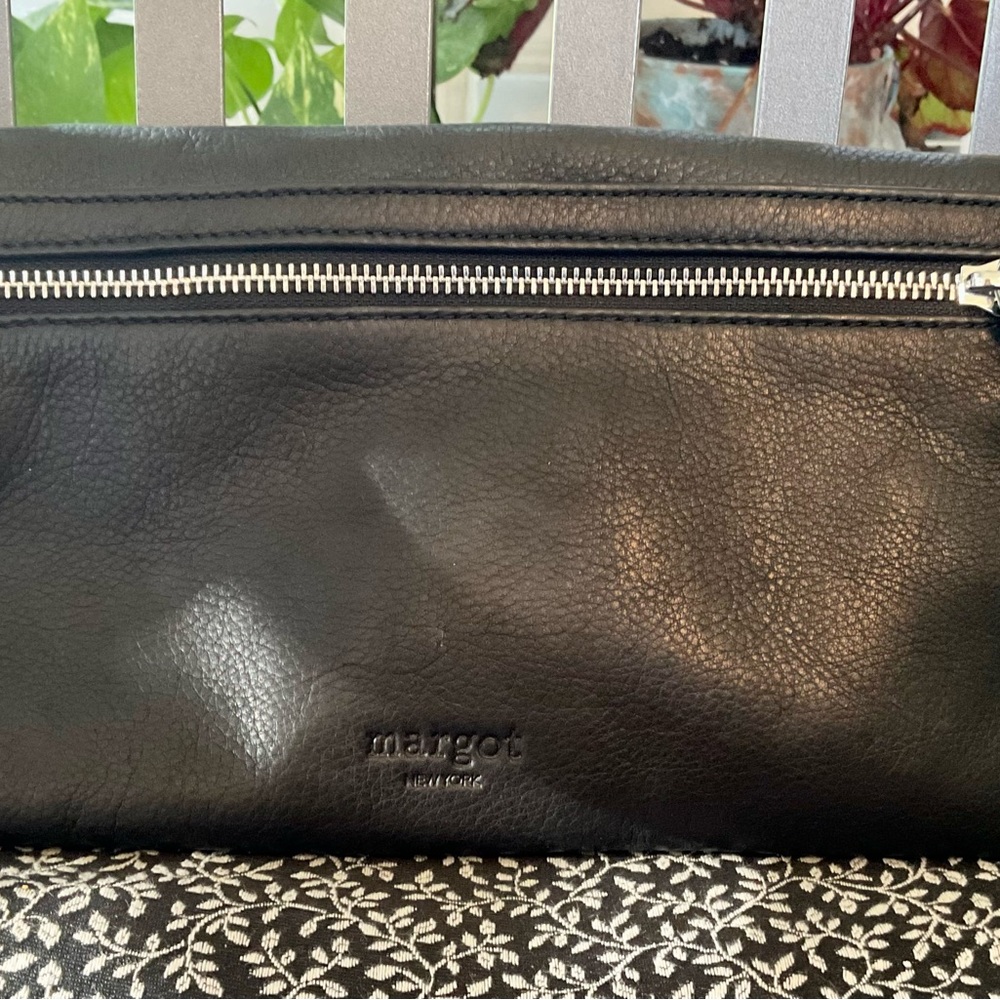 MARGOT PEBBLED LEATHER FOLD OVER BAG MULTIPLE ZIPPERS ADJUST CROSSBODY STRAP - Picture 7 of 12